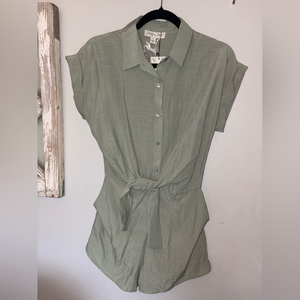 She + Sky Sage Green Button-Front Short Sleeve Romper